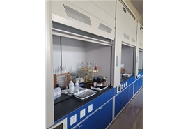 不飽和樹脂實驗室